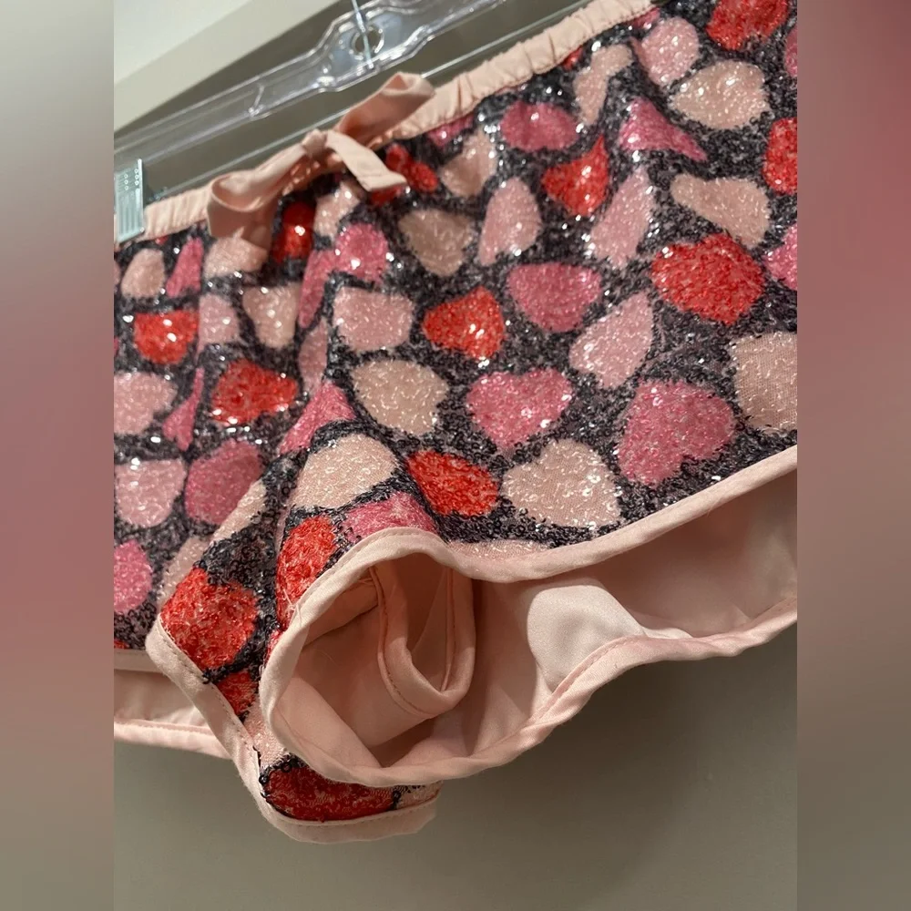 Victoria's Secret Red & Pink Sequin Heart Print Dolphin-Hem Sleep Shorts - XS - Picture 10 of 14